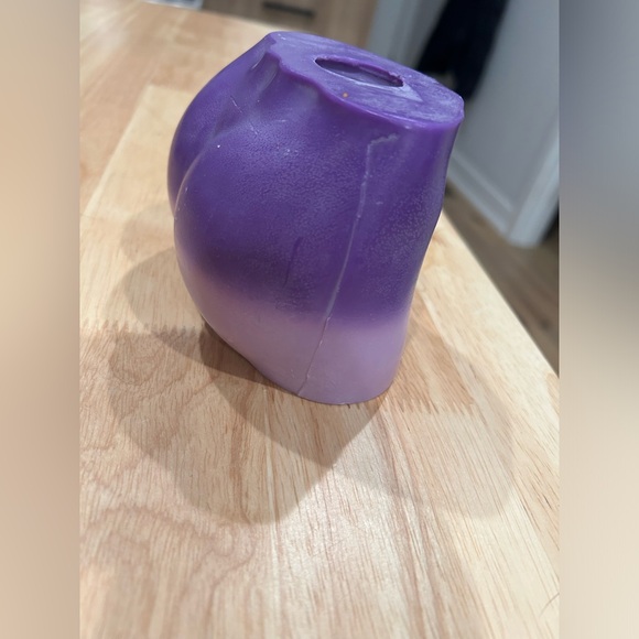 Caia Candle Le Petit Derriere Natural Candle 1.3kg - Picture 6 of 7